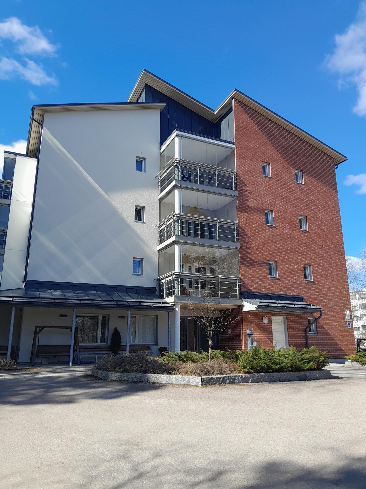 Karhunkatu 22, 48600 Kotka