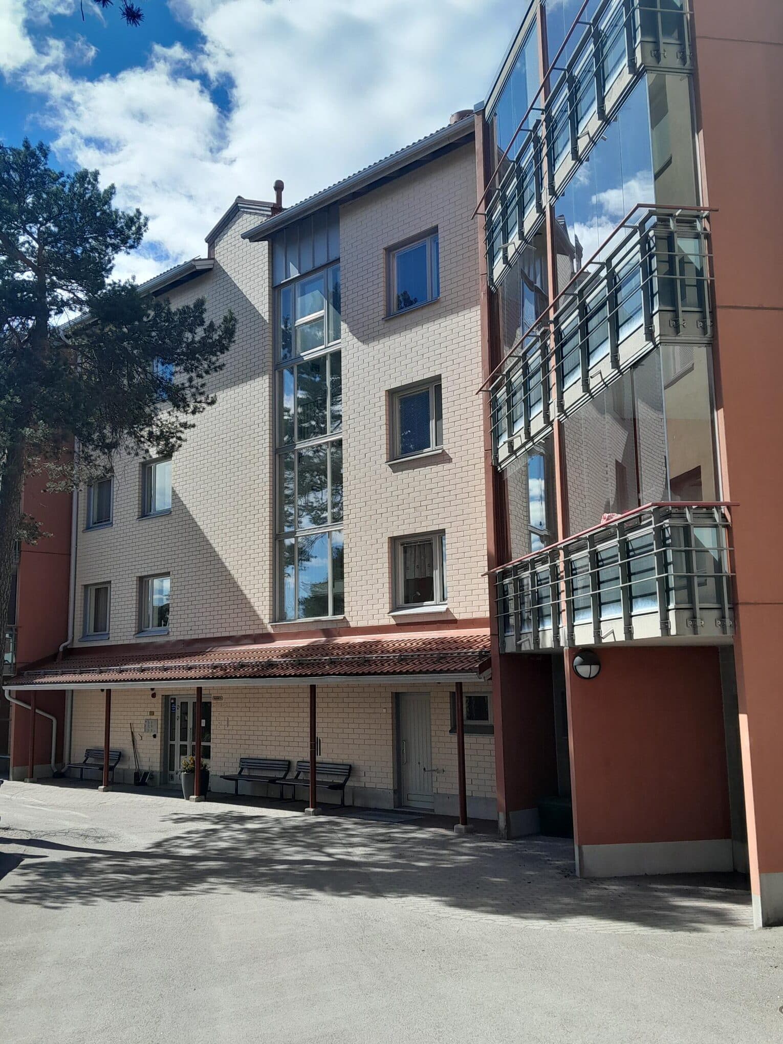 Koulukatu 5, 48100 Kotka